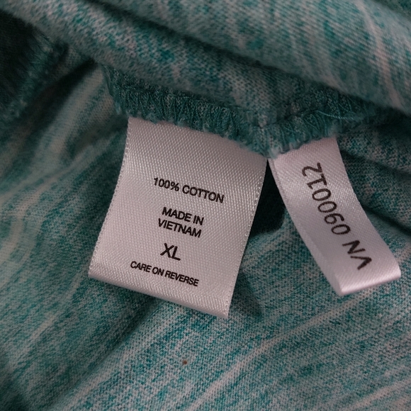 NY&C - Teal Button-Up Blouse - Picture 5 of 7